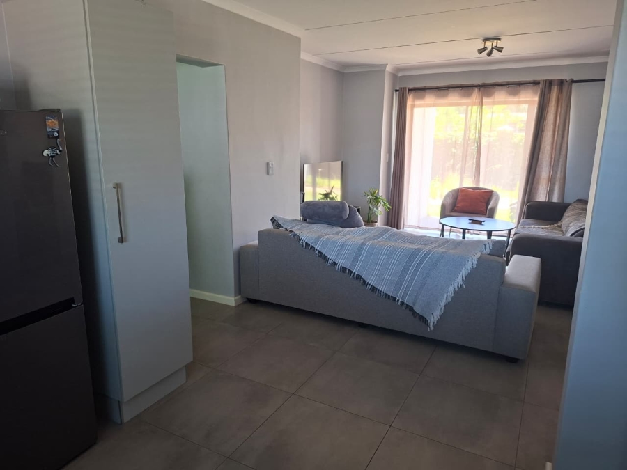To Let 2 Bedroom Property for Rent in Burgundy Estate Western Cape